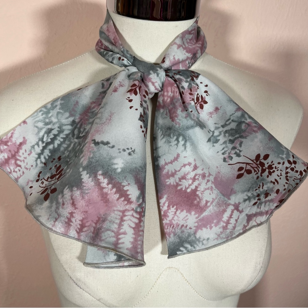 Vintage 1970 Victorian Cottagecore Floral Pink Grey Neck Scarf Cravat